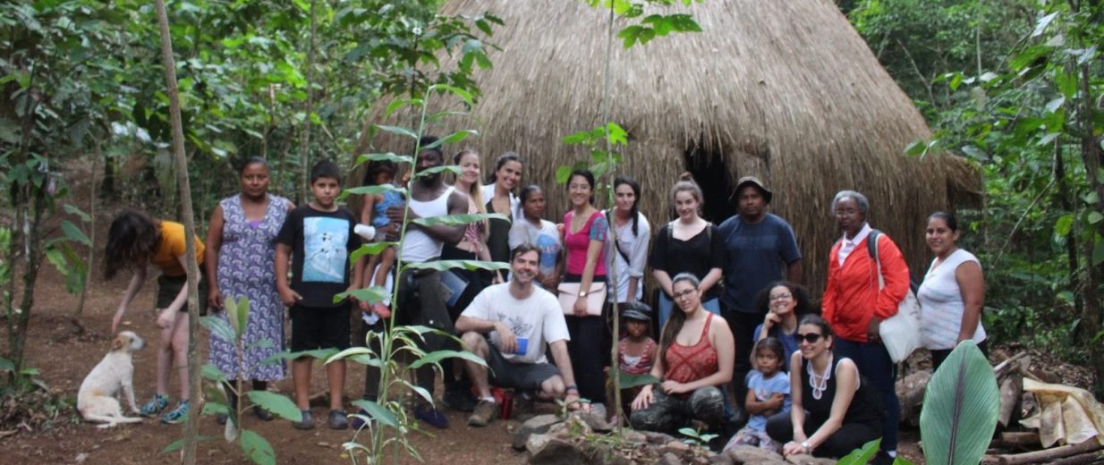 BriBri indigenous community and the 2019 class doing narrative field work. Salitre, Costa Rica.